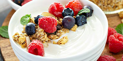 Yogurt with granola and berries